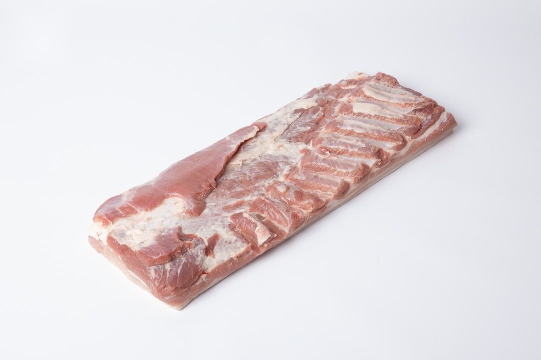 Belly Type One boneless, rindless, without softbone, strips